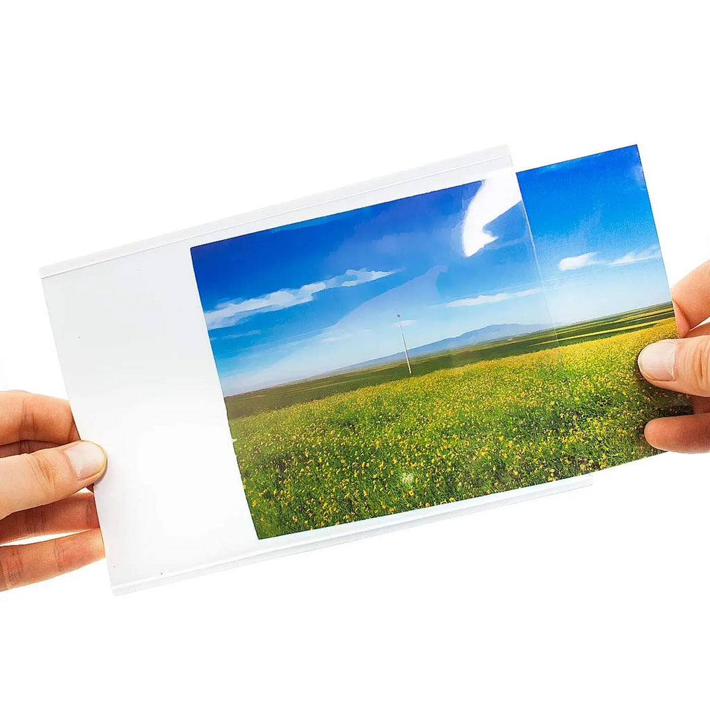 LifeKrafts magnetic photo frame with clear pocket for inserting 6 x 4 inch photos